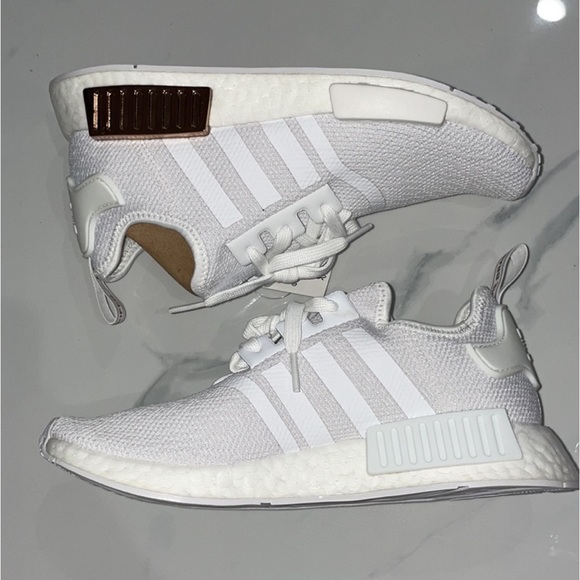 Adidas NMD R1 - Picture 4 of 4